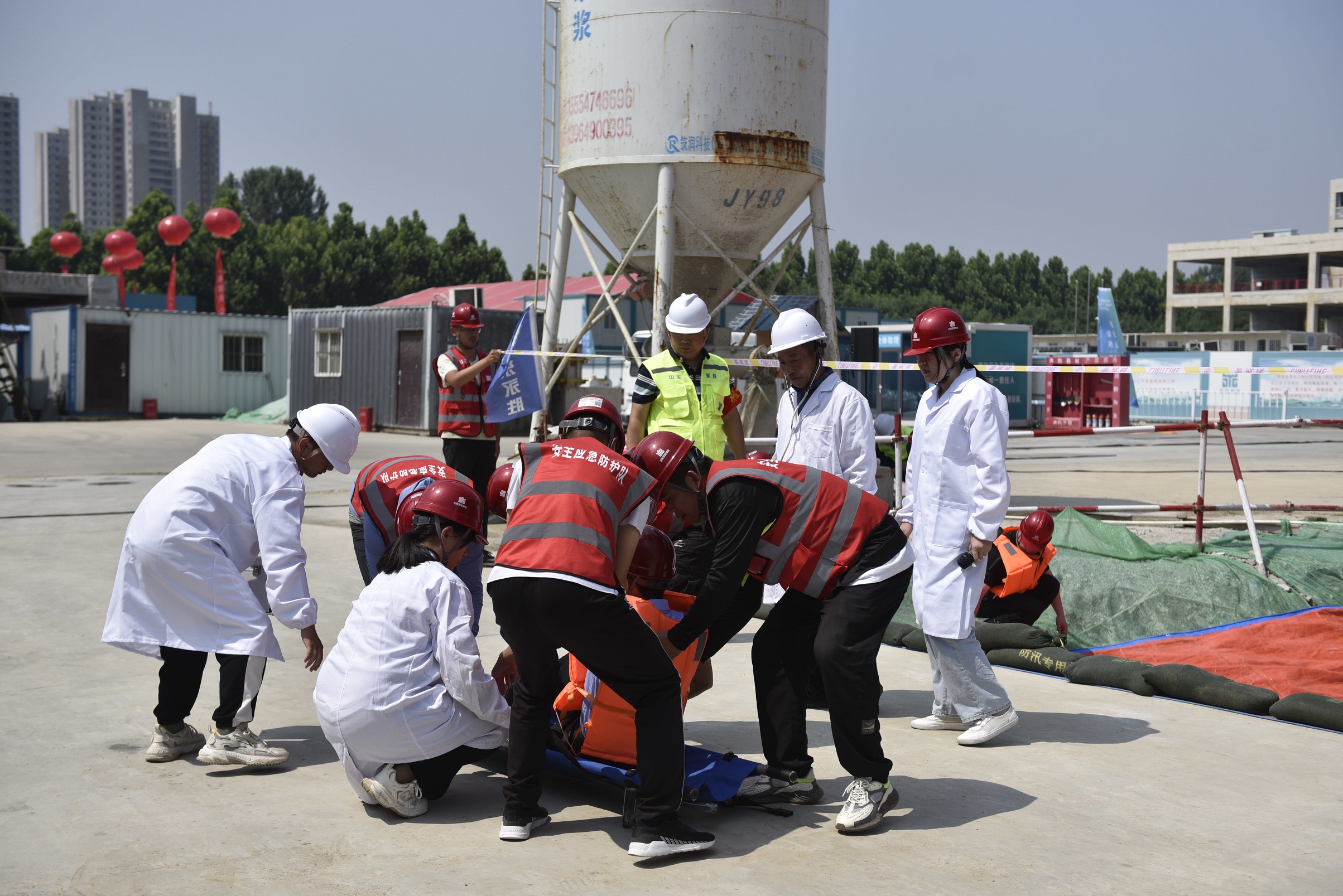 8d8cb40cd9a99b28317507260c2fff8e.jpg 人人讲安全图片4.jpg